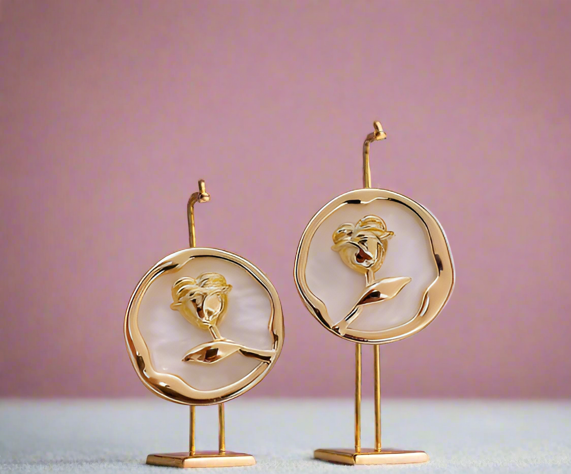 Shell Rose Earrings 貝瑰耳環